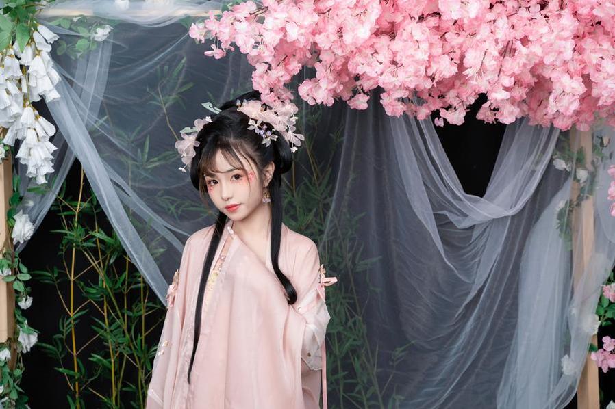 喵小吉 精美定制照片:喵小吉插件尾巴带你留下美好回忆